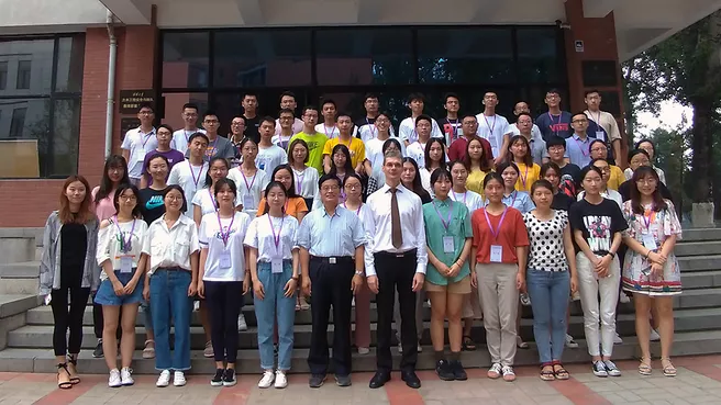 Gruppenbild aller Teilnehmer der TUM-Tsinghua Summer School in Beijing