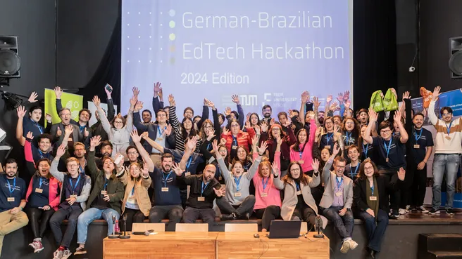 Group photo of the participants and jury members