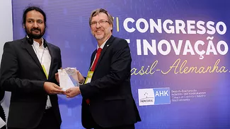 Vijay Deep Bhatt of SoilSpy at the award ceremony