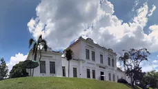 The historic main building of the Instituto Butantan – directly adjacent to the USP campus in São Paulo. Photo: Sören Metz