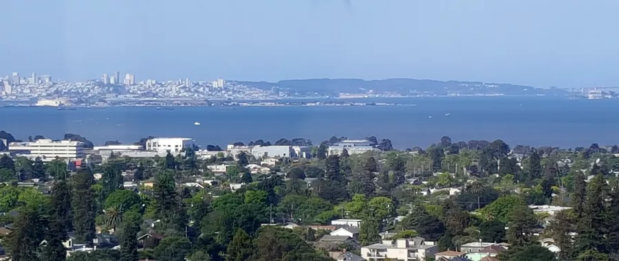 Der Ausblick vom UC Berkeley SkyDeck Accelerator, mit Blick über den Campus und auf die Bucht. Bild TUM San Francisco