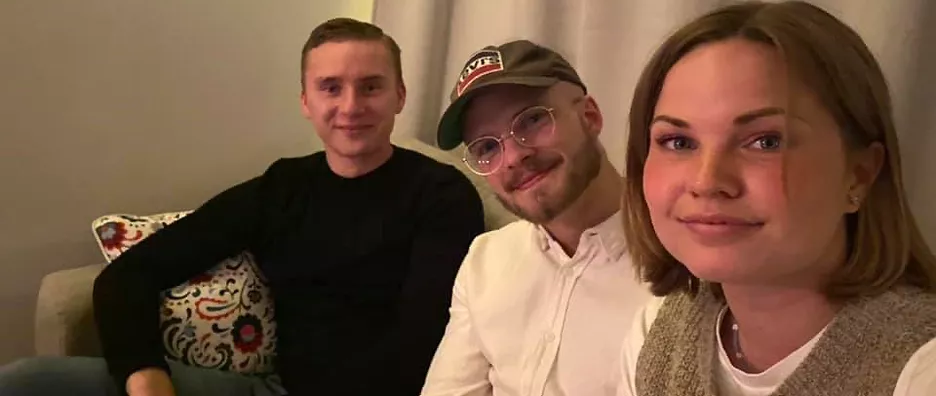 The three exchange students Ida, Oskar, and Samuel from Sweden