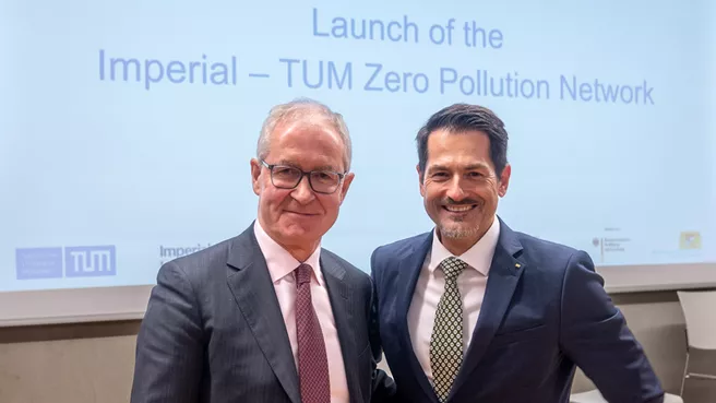 Die beiden Präsidenten beim Delegationsbesuch des Imperial College London im November 2022