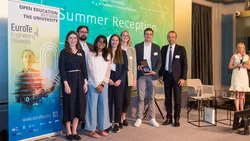 Gruppenbild des TUM-Siegerteams in Brüssel
