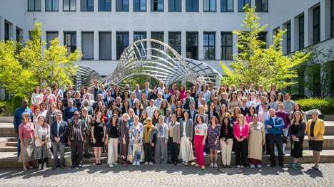 Gruppenbild mit den Teilnehmenden 