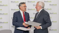 The presidents of TUM and Skoltech after signing the agreement