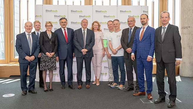 Die elf Vertreter von TUM und Skoltech in Moskau
