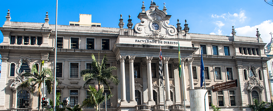 Fassade der juristischen Fakultät USP-Sao Francisco in der Innenstadt von Sao Paulo