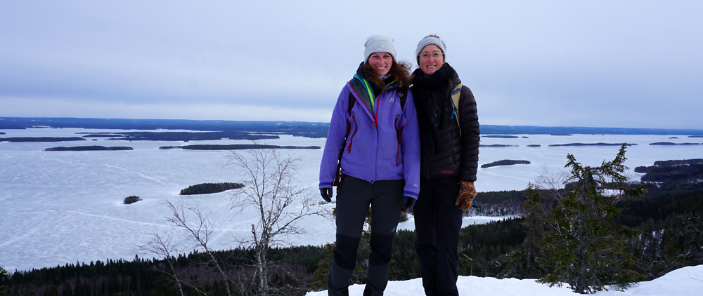 Zwei Mitarbeiterinnen der TUM während eines Auslandsaufenthalts in Finnland