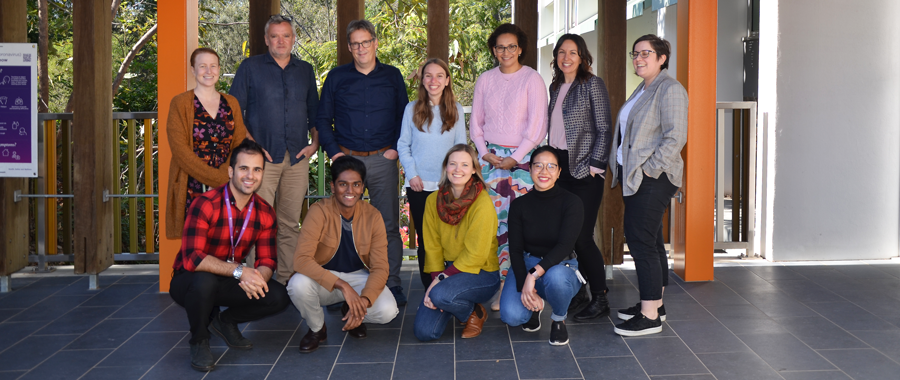Gruppenbild des Projekt-Teams mit Vertreter:innen der TUM und der University of Queensland