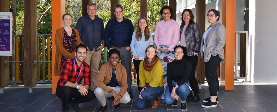 Gruppenbild des Projekt-Teams mit Vertreter:innen der TUM und der University of Queensland